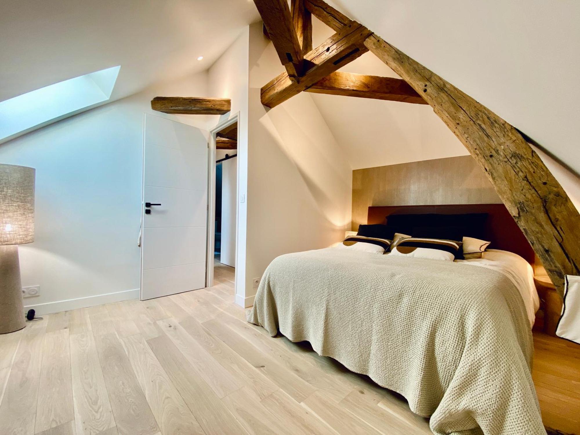 Velvet - Best Keys - Maison Duplex Elegante - Plein Centre Ville - Deco Minimaliste & Cosy - Literie Haut De Gamme - 2 Chambres Separees - Lit Queen Size & 1 Canape Convertible - Smart Tv - Wifi Fibre - Check-In Autonome Sens Exteriér fotografie