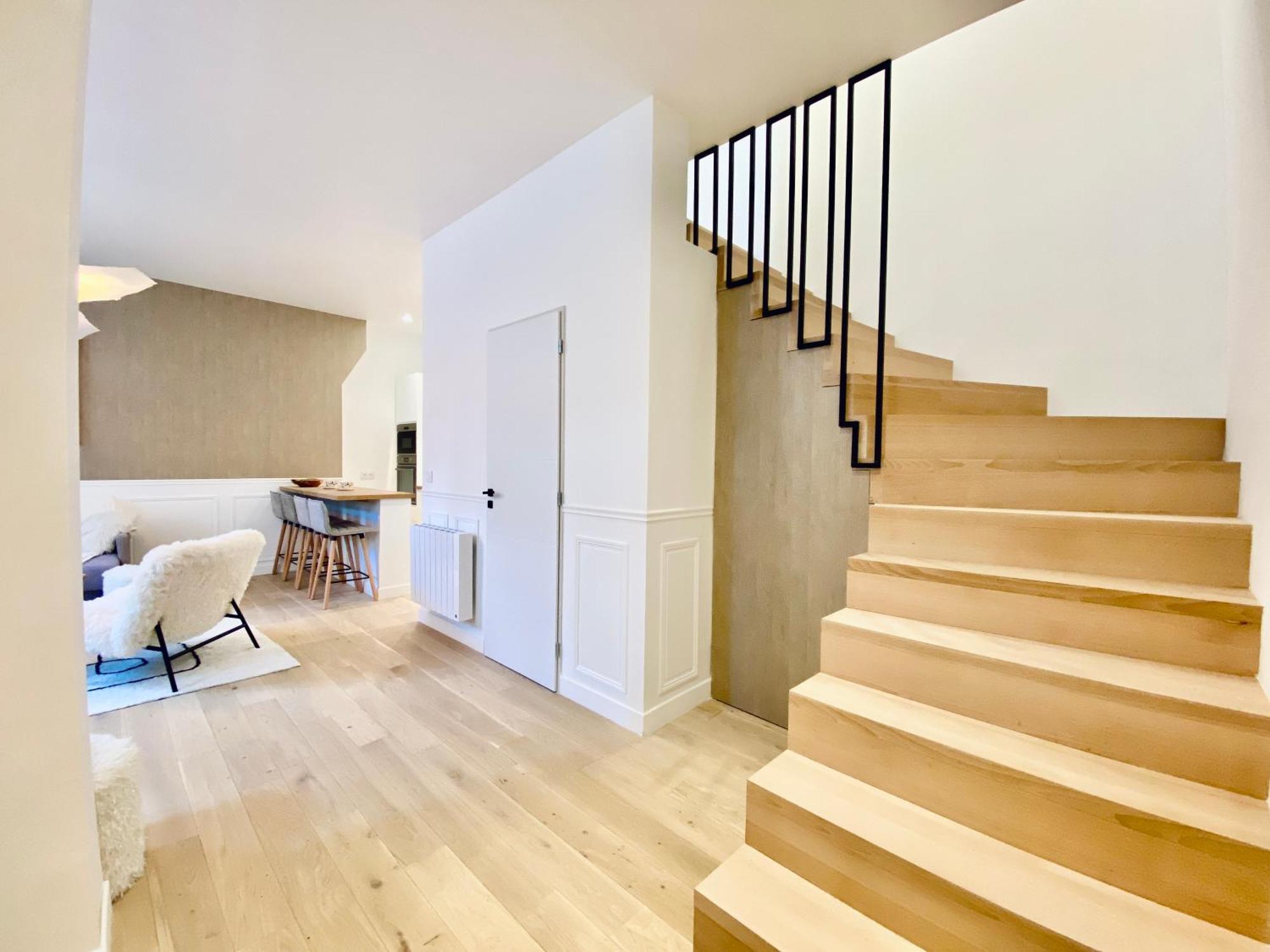 Velvet - Best Keys - Maison Duplex Elegante - Plein Centre Ville - Deco Minimaliste & Cosy - Literie Haut De Gamme - 2 Chambres Separees - Lit Queen Size & 1 Canape Convertible - Smart Tv - Wifi Fibre - Check-In Autonome Sens Exteriér fotografie